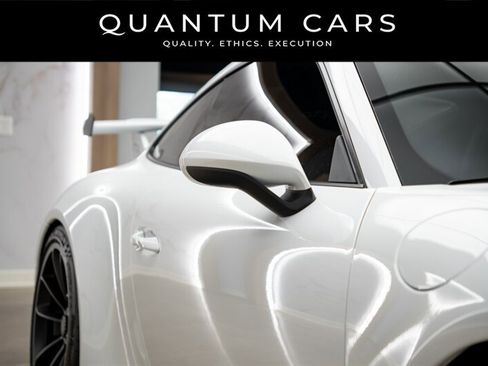 Used 2018 Porsche 911 GT3 RWD image 17