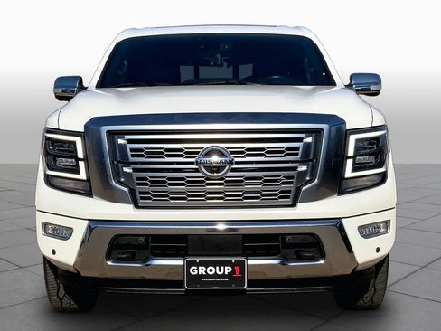 Used 2022 Nissan Titan Platinum Reserve w/ Moonroof Package AWD/4WD image 4