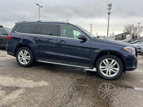 Used 2017 Mercedes-Benz GLS 450 4MATIC image 9