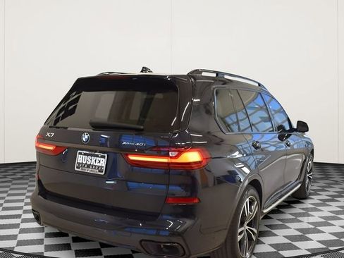 Used 2022 BMW X7 xDrive40i w/ M Sport Package AWD/4WD image 4