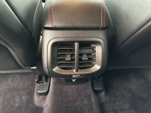 Used 2018 Jeep Cherokee Trailhawk image 29