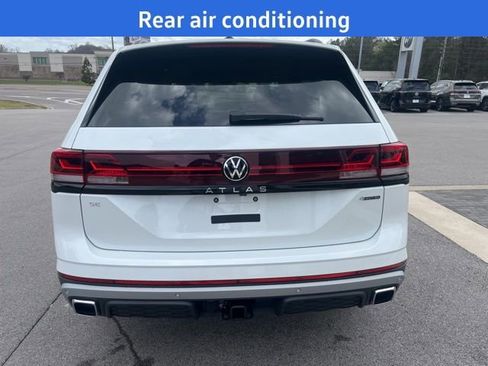 New 2026 Volkswagen Atlas Peak Edition image 4
