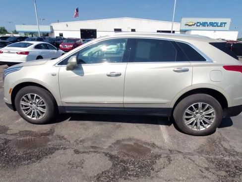 Certified 2017 Cadillac XT5 Luxury AWD/4WD image 5