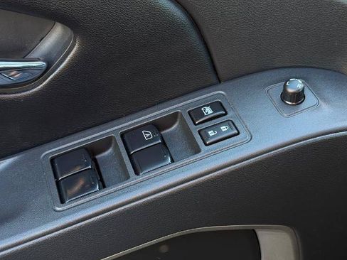 Certified 2025 Nissan Frontier SV RWD image 20