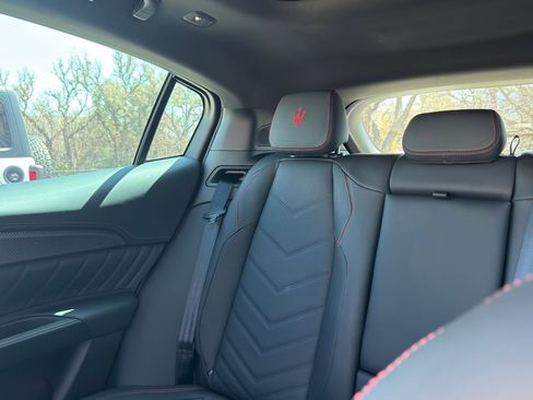 Certified 2024 Maserati Grecale Trofeo image 20