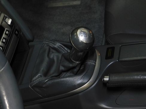 Used 2006 Porsche 911 Carrera S RWD image 33