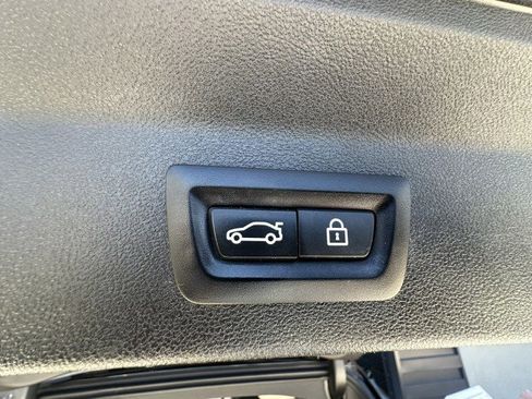Used 2019 BMW X3 sDrive30i w/ Premium Package RWD image 22