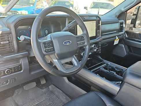 Used 2026 Ford F250 Lariat w/ Chrome Package image 13