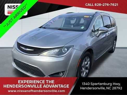Used 2019 Chrysler Pacifica Limited image 1
