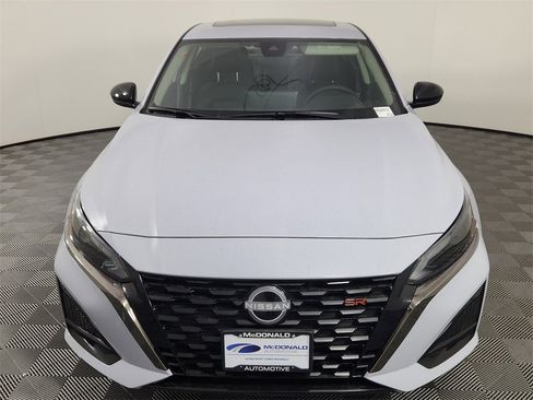 New 2025 Nissan Altima 2.5 SR w/ SR Premium Package image 6