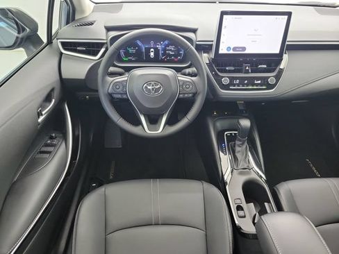 Used 2026 Toyota Corolla XLE FWD image 17