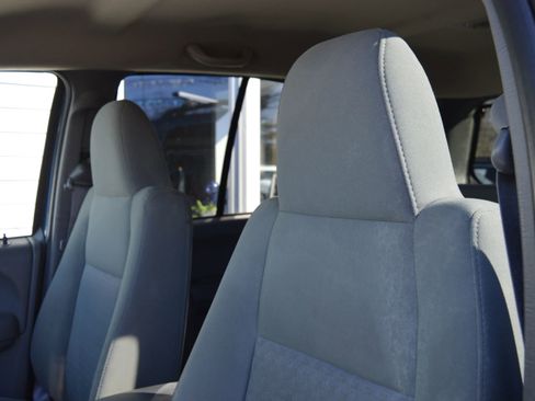 Used 2006 Jeep Liberty Sport image 11