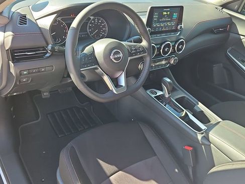 Certified 2025 Nissan Sentra SR w/ Midnight Edition image 11