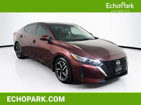 Used 2025 Nissan Sentra SV FWD image 1