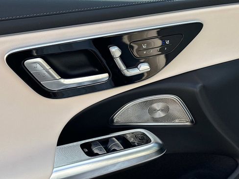 Used 2026 Mercedes-Benz E 350 Sedan image 16
