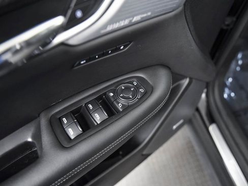 Certified 2024 Cadillac XT6 Sport w/ LPO, Floor Liner Package image 9