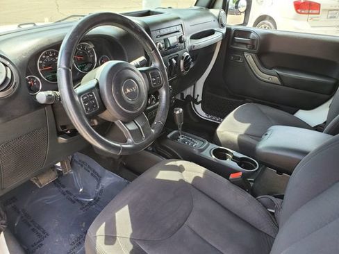 Used 2015 Jeep Wrangler Sport w/ Quick Order Package 24S AWD/4WD image 18