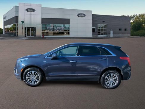 Used 2018 Cadillac XT5 Luxury image 7