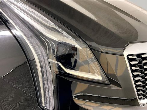 Used 2021 Cadillac XT5 Premium Luxury AWD/4WD image 29