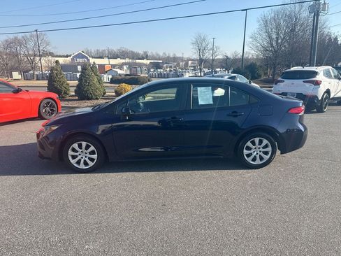 Used 2024 Toyota Corolla LE image 4