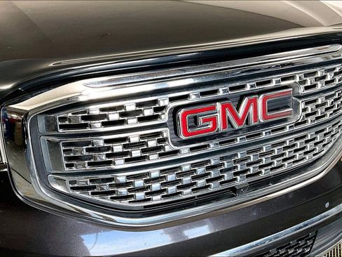 Used 2019 GMC Acadia Denali w/ Technology Package image 31