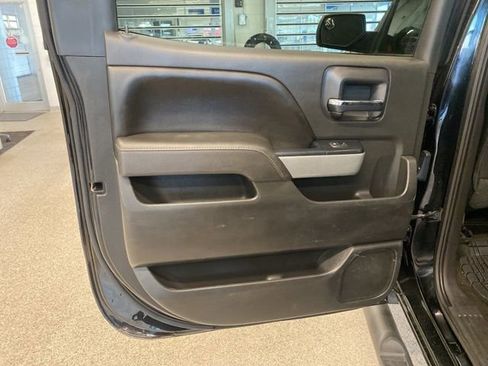 Used 2017 Chevrolet Silverado 1500 LTZ Z71 w/ Midnight Edition image 30