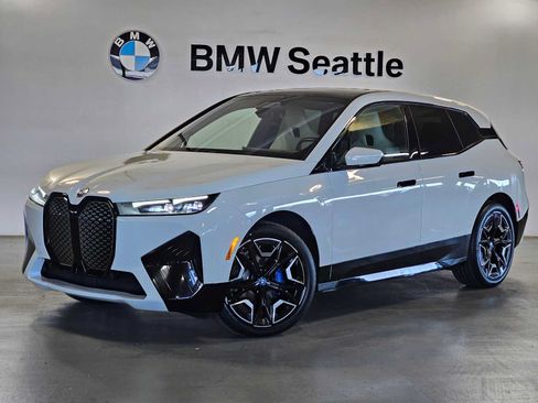 Used 2024 BMW iX xDrive50 w/ Premium Package AWD/4WD image 1