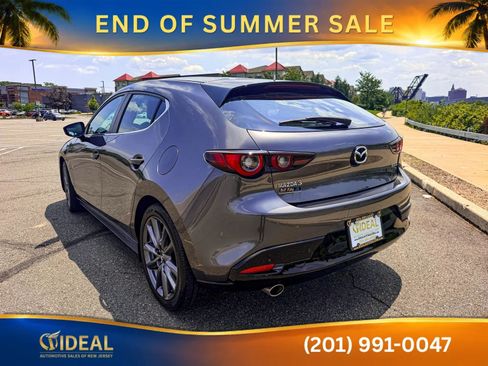 Used 2023 MAZDA MAZDA3 s FWD image 6