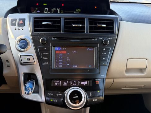Used 2012 Toyota Prius V Two FWD image 15