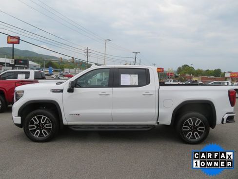 Used 2025 GMC Sierra 1500 AT4 w/ AT4 Premium Package image 11
