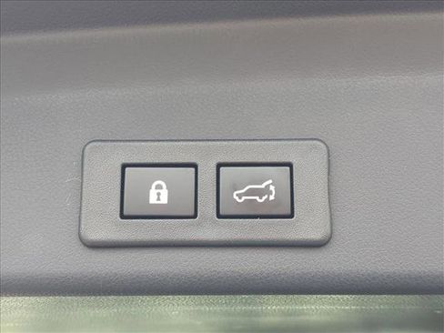 Certified 2025 Subaru Ascent Premium image 7