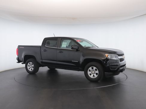 Used 2019 Chevrolet Colorado W/T w/ WT Convenience Package image 32