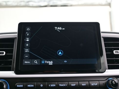 Certified 2025 Hyundai Venue Limited image 18