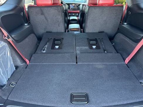 New 2026 Dodge Durango SRT Hellcat w/ Premium Group AWD/4WD image 16