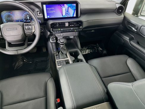 Used 2024 Toyota Land Cruiser image 25