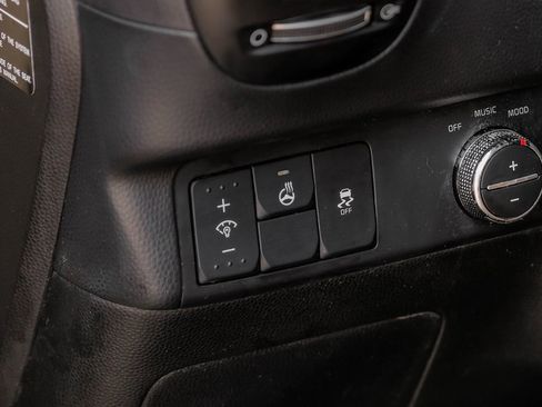 Used 2015 Kia Soul ! w/ Sun & Sound Package image 30