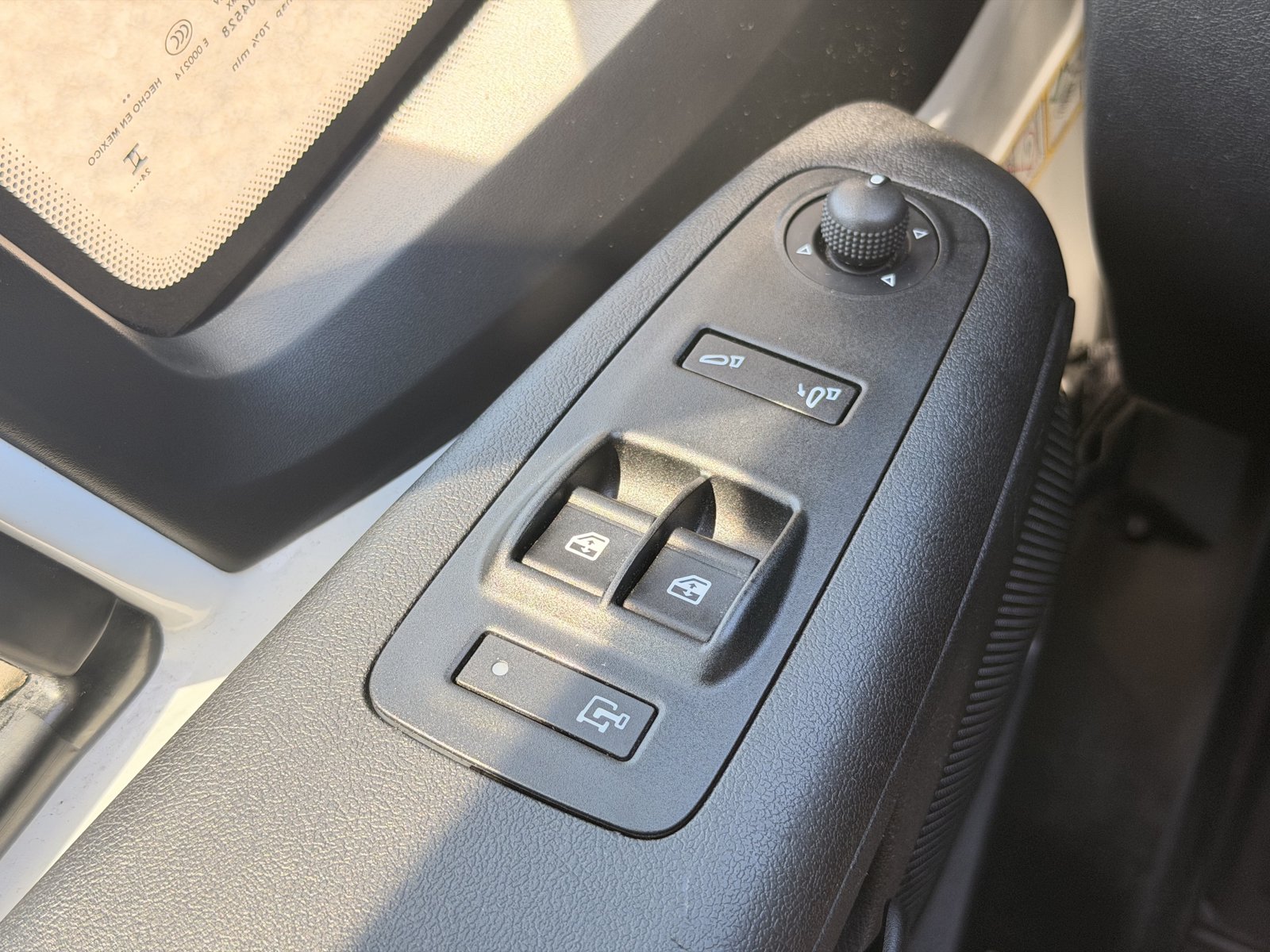 Used 2025 RAM ProMaster 2500 w/ Convenience Group FWD image 29