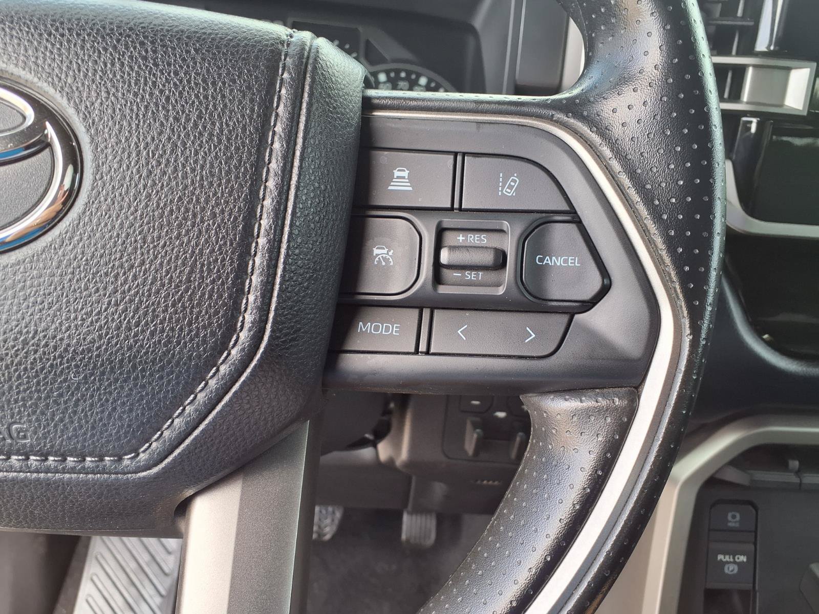 Used 2025 Toyota Tundra SR5 w/ SR5 Convenience Package AWD/4WD image 21