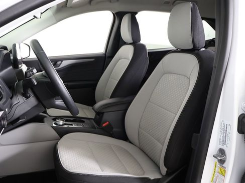 Used 2023 Ford Escape Active image 29