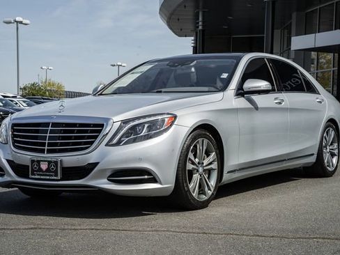 Used 2015 Mercedes-Benz S 550 4MATIC Sedan image 3