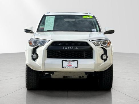 Used 2018 Toyota 4Runner SR5 image 9