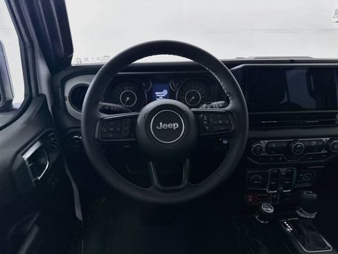 Used 2026 Jeep Wrangler Unlimited Sport AWD/4WD image 22