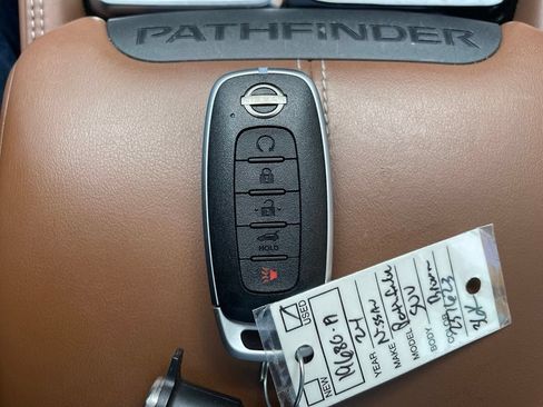 Certified 2024 Nissan Pathfinder Platinum w/ Cargo Package AWD/4WD image 20