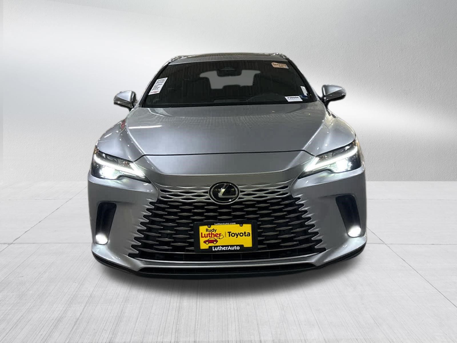 Used 2023 Lexus RX 350 Premium w/ Accessory Package AWD/4WD image 2