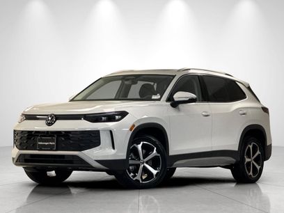 New 2026 Volkswagen Tiguan SE