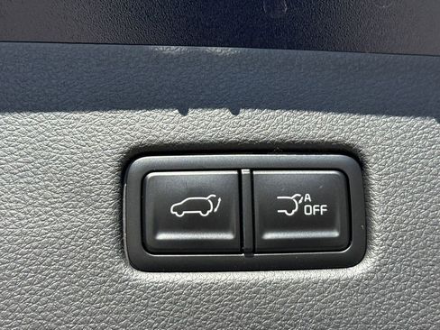 New 2026 Kia Carnival EX FWD image 18