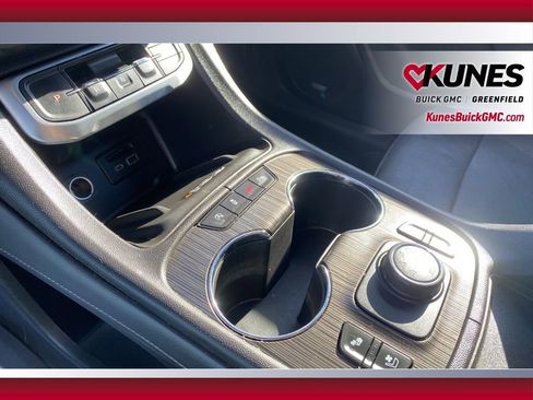 Used 2020 GMC Acadia SLT w/ Premium Package image 32