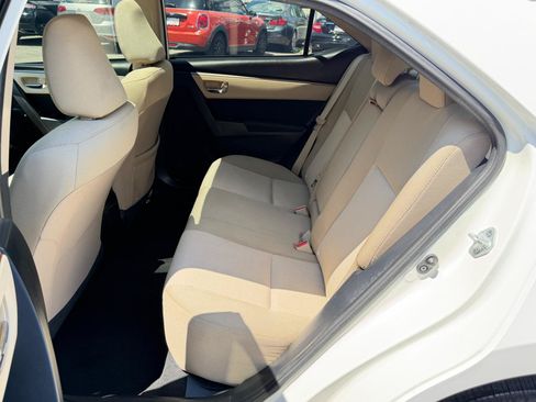 Used 2015 Toyota Corolla LE FWD image 29