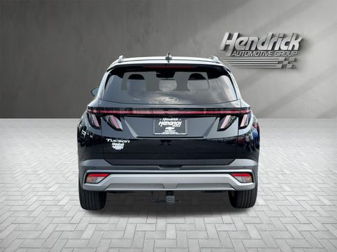 Used 2025 Hyundai Tucson Limited FWD image 9
