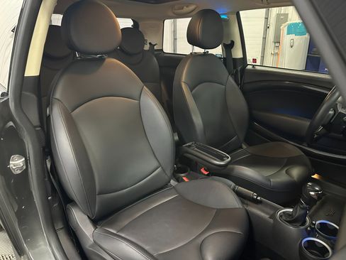 Used 2013 MINI Cooper S image 33